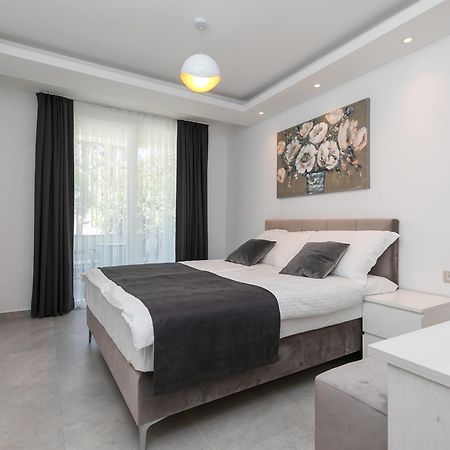 Nadija Apartmani Porec Bagian luar foto