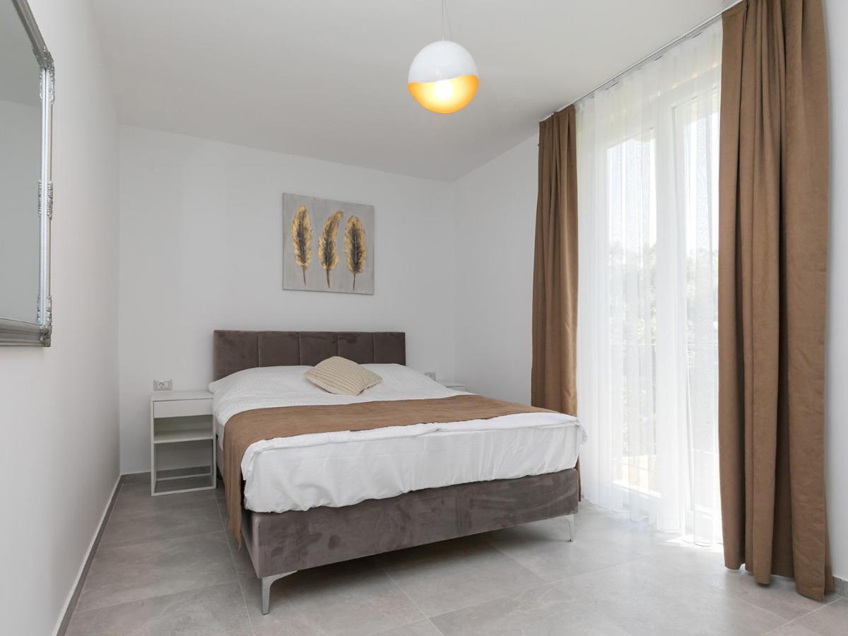 Nadija Apartmani Porec Bagian luar foto